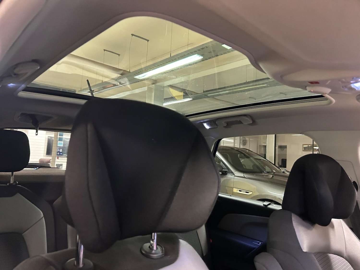 Used Citroen C4 Picasso 2016 for sale - 76361346: Photo 29
