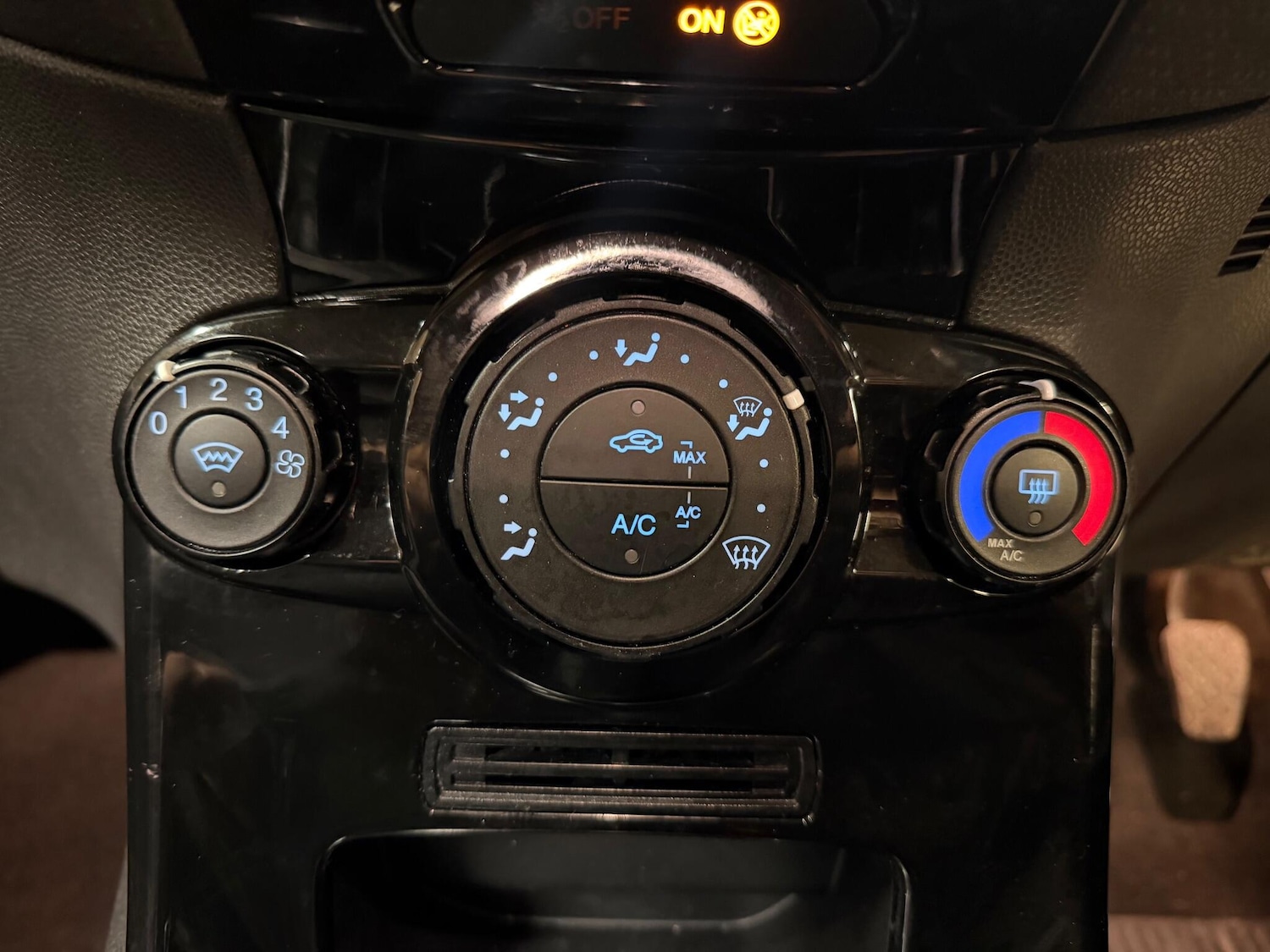 Used Ford Fiesta 2017 for sale - 76633556: Photo 20