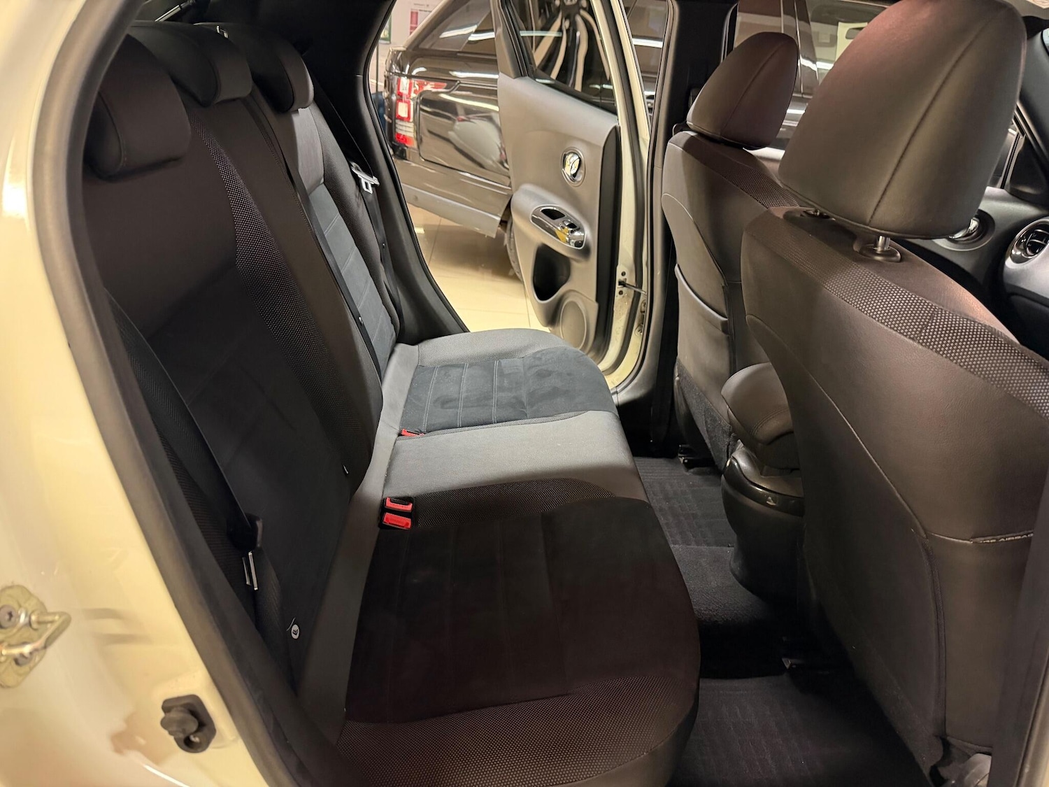 Used Nissan Juke 2017 for sale - 76632833: Photo 20