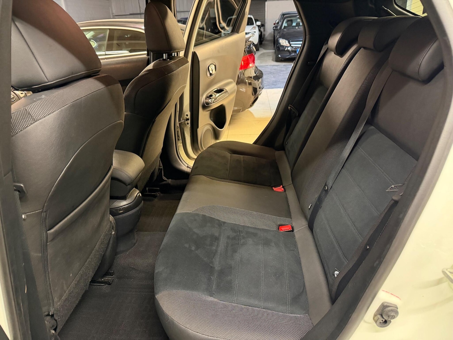 Used Nissan Juke 2017 for sale - 76632833: Photo 23