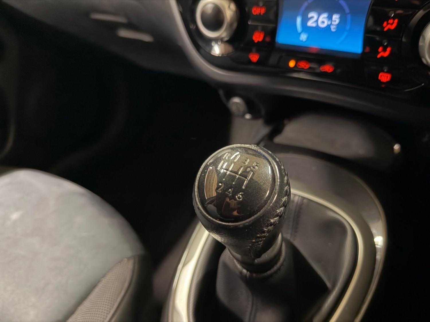 Used Nissan Juke 2017 for sale - 76632833: Photo 27