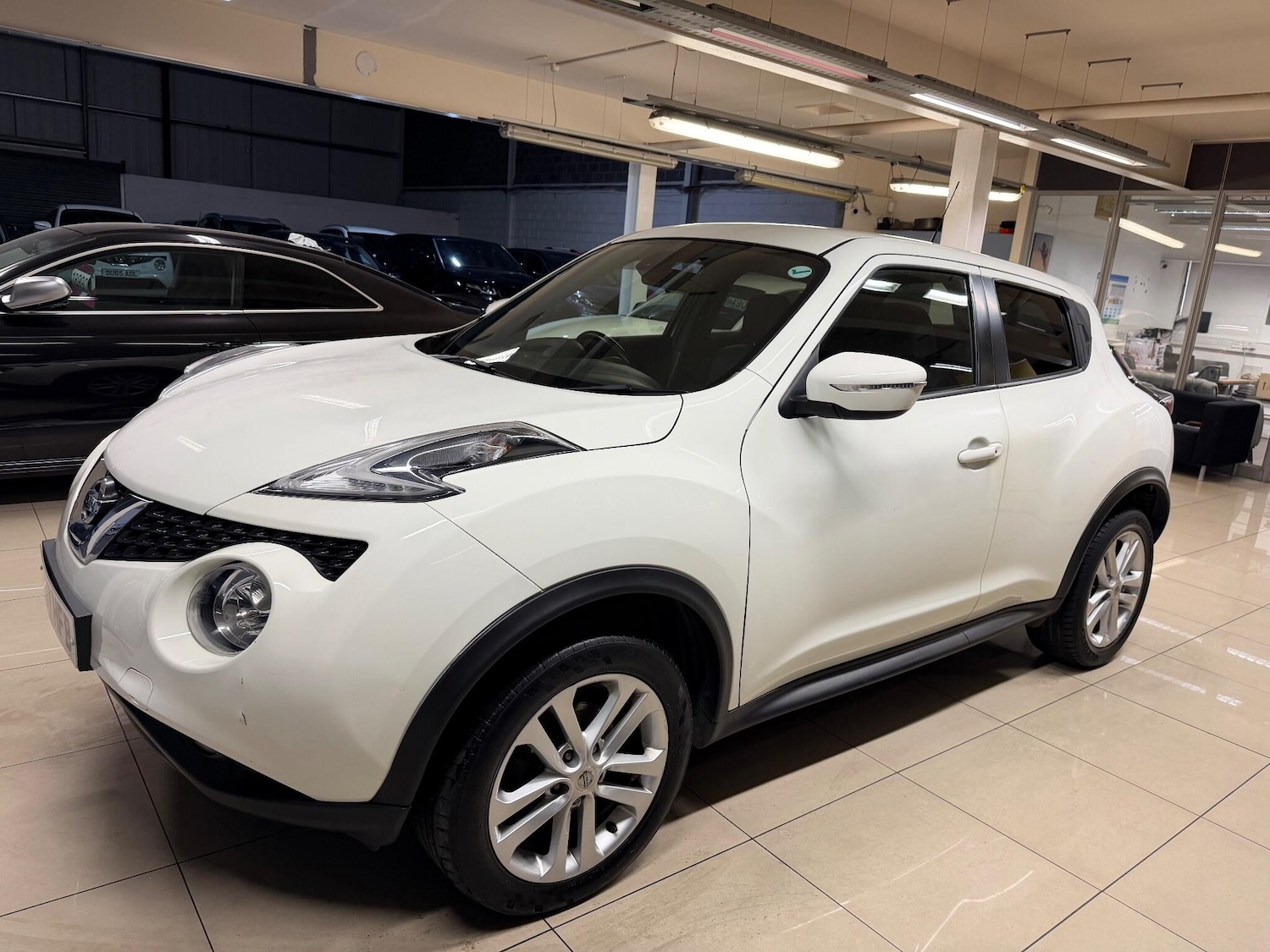 Used Nissan Juke 2017 for sale - 76632833: Photo 4