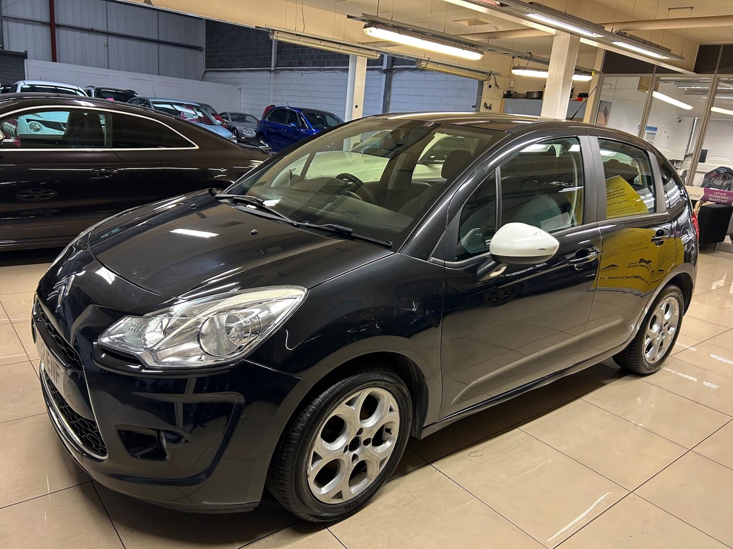 Citroen C3 (12) - 1.4i Black Euro 5 5dr - Image 4