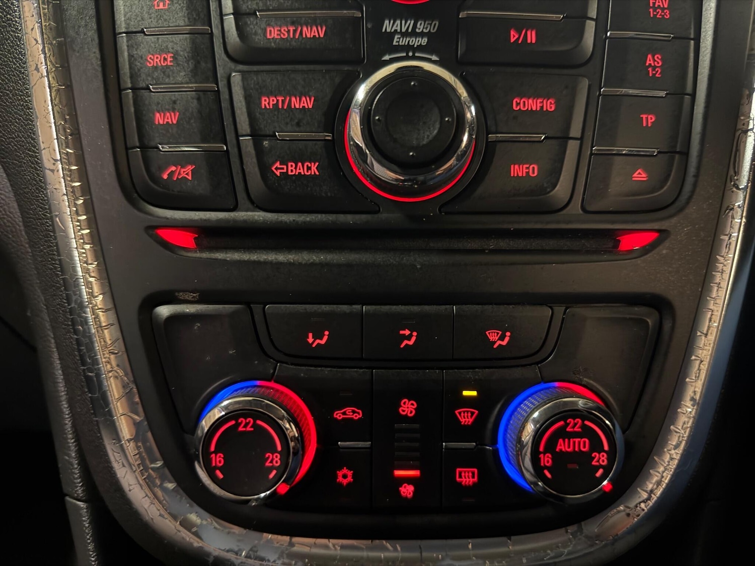 Used Vauxhall Mokka 2017 for sale - 76714621: Photo 26