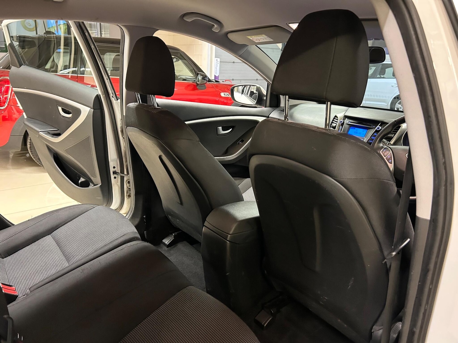 Used Hyundai i30 2014 for sale - 76446464: Photo 16