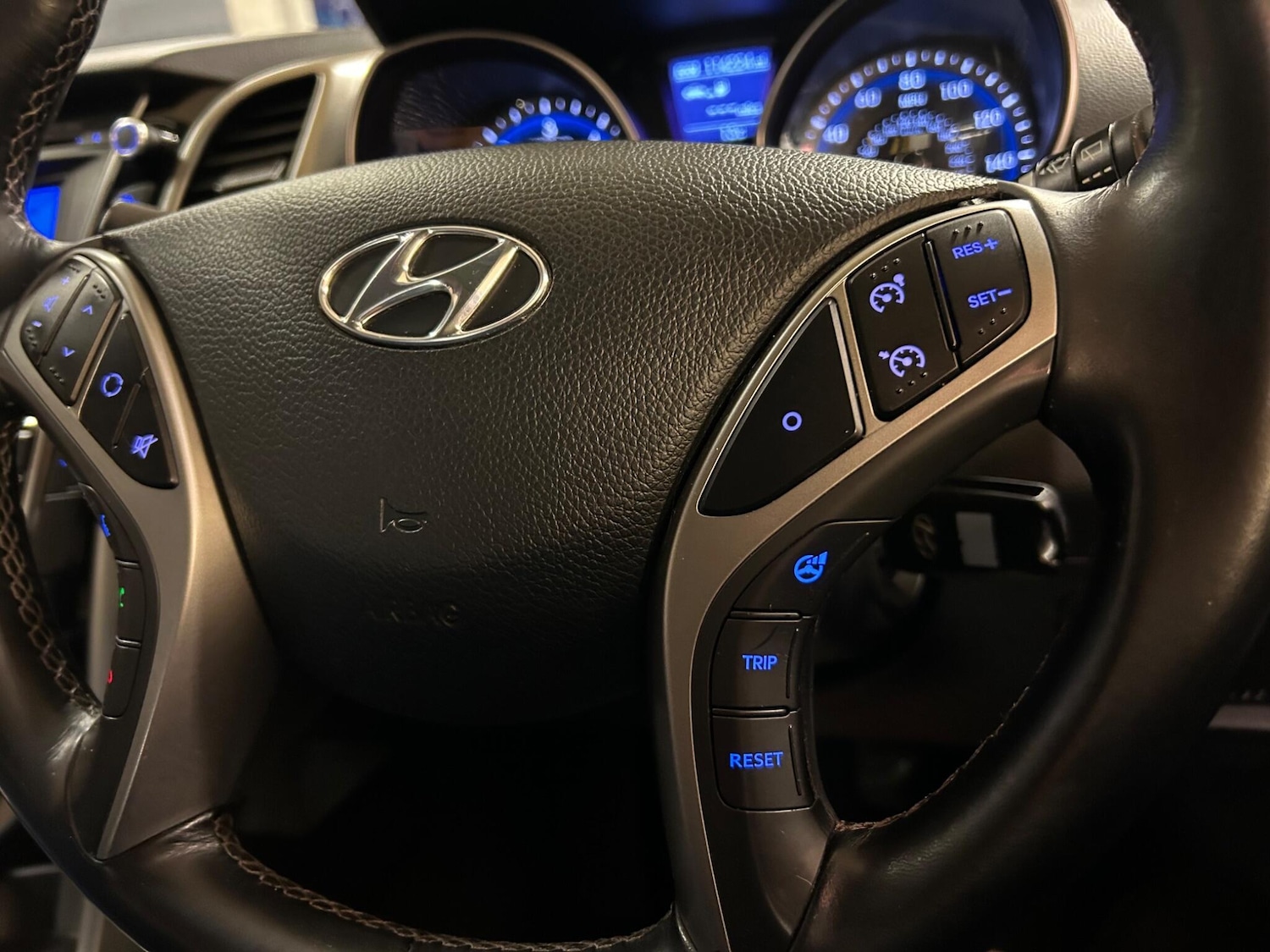 Used Hyundai i30 2014 for sale - 76446464: Photo 28