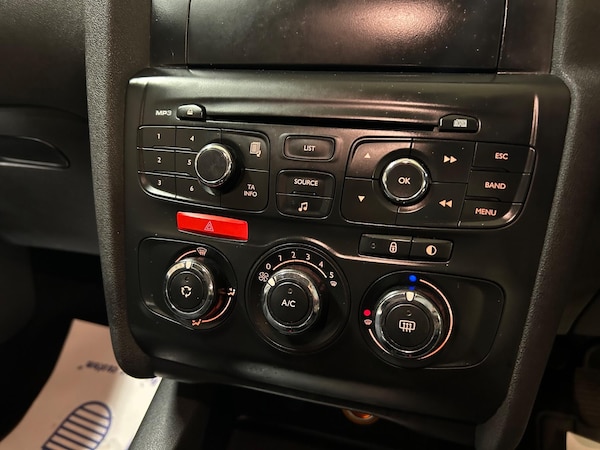 Used Citroen C4 2012 for sale - 76238812: Photo 26