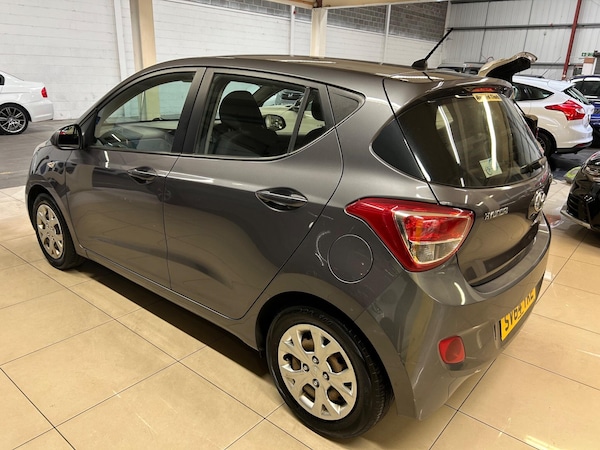 Used Hyundai i10 2014 for sale - 76099127: Photo 5