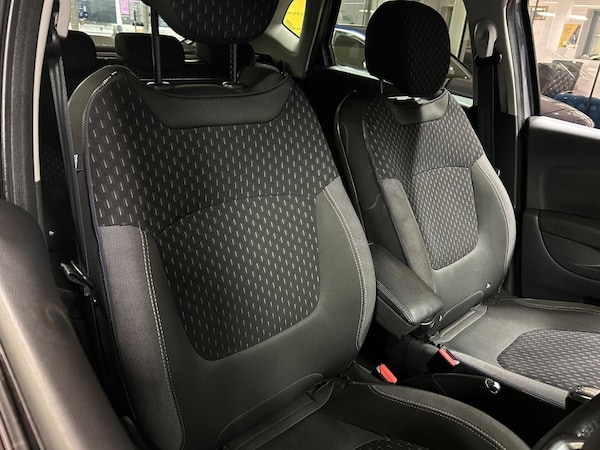 Used Renault Captur 2017 for sale - 76317843: Photo 16