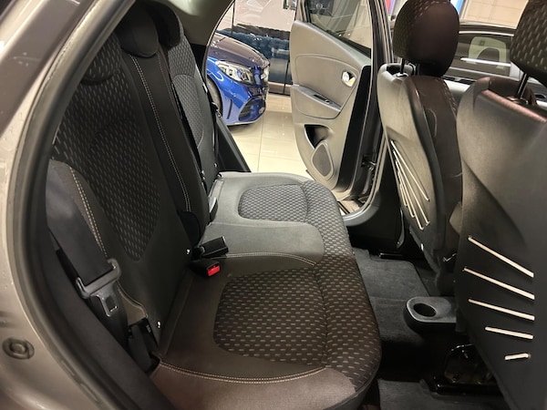 Used Renault Captur 2017 for sale - 76317843: Photo 19