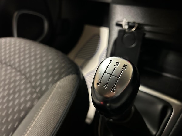 Used Renault Captur 2017 for sale - 76317843: Photo 24