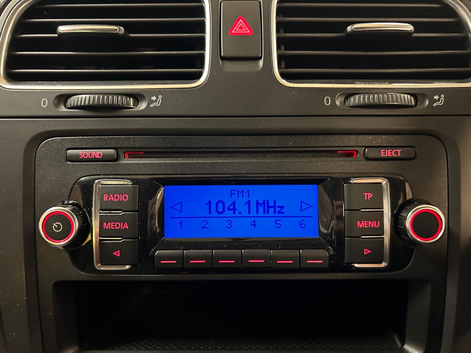 Used Volkswagen Golf 2009 for sale - 76399040: Photo 26