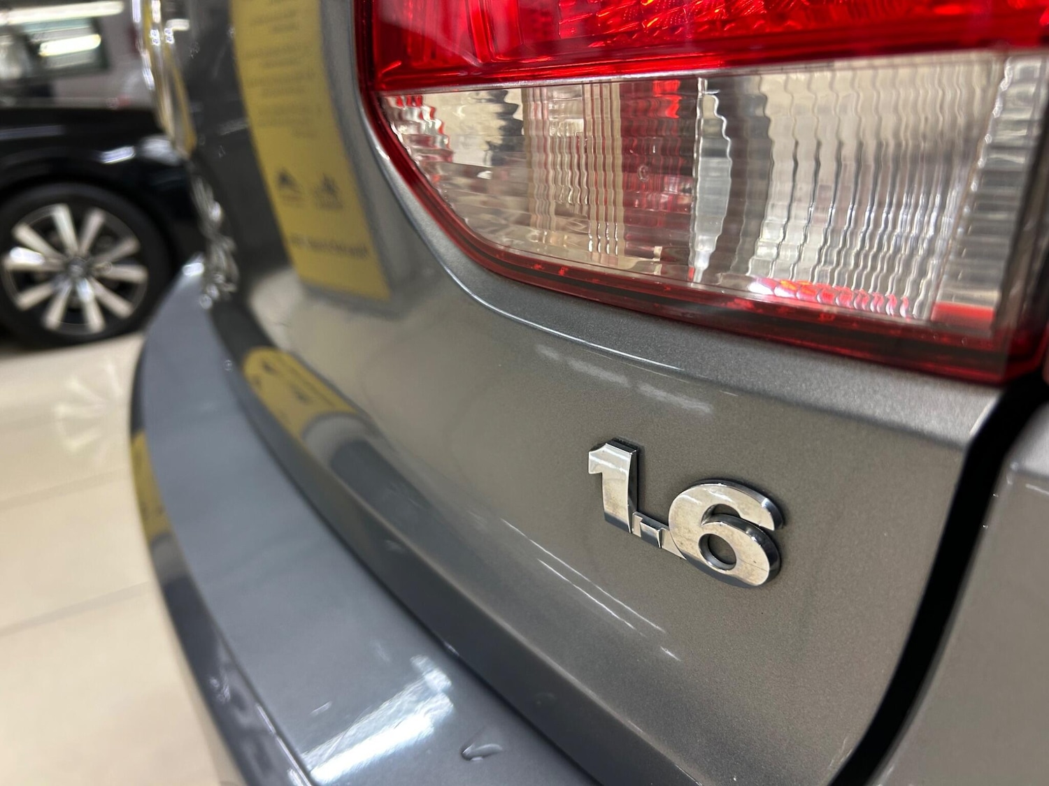 Used Volkswagen Golf 2009 for sale - 76399040: Photo 8