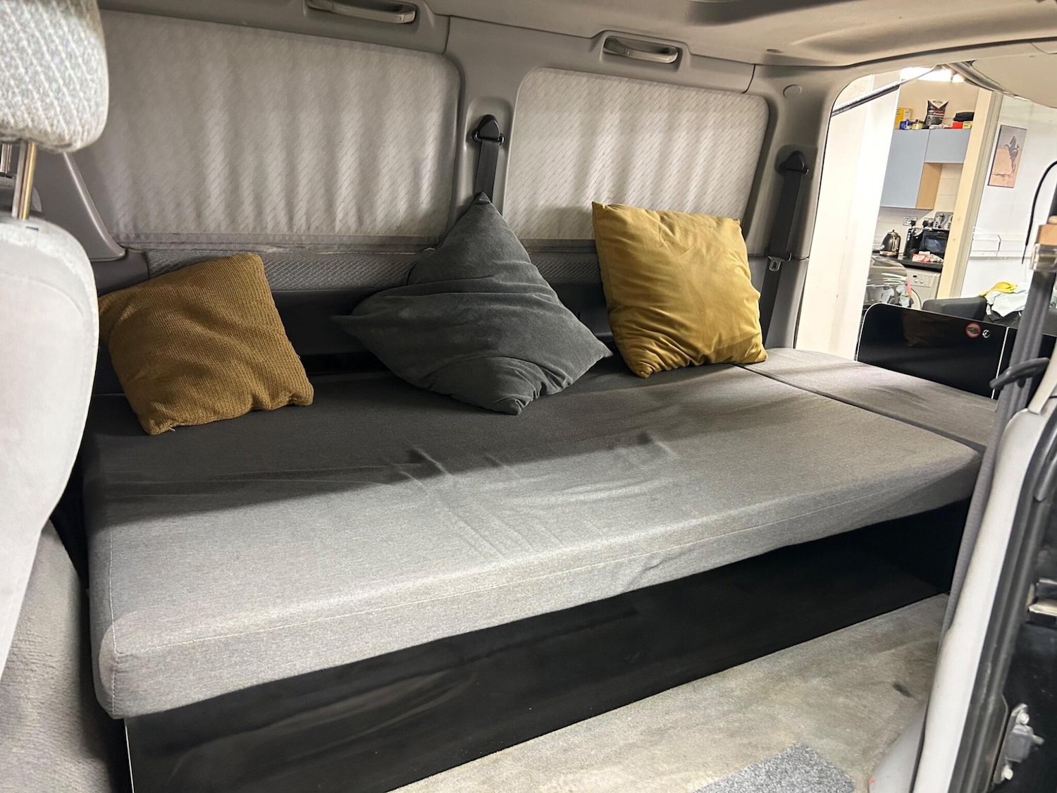 Used Mazda Bongo 2011 for sale - 76715304: Photo 10