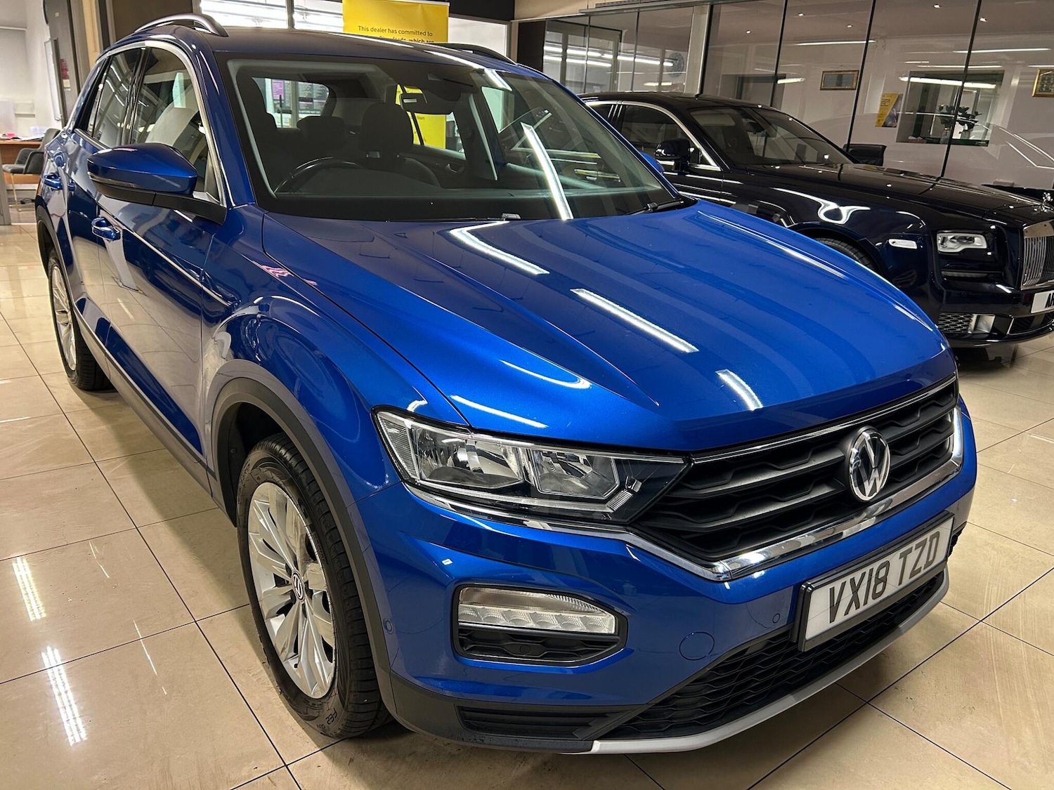 Used Volkswagen T-Roc 2018 for sale - 76151931: Photo 1
