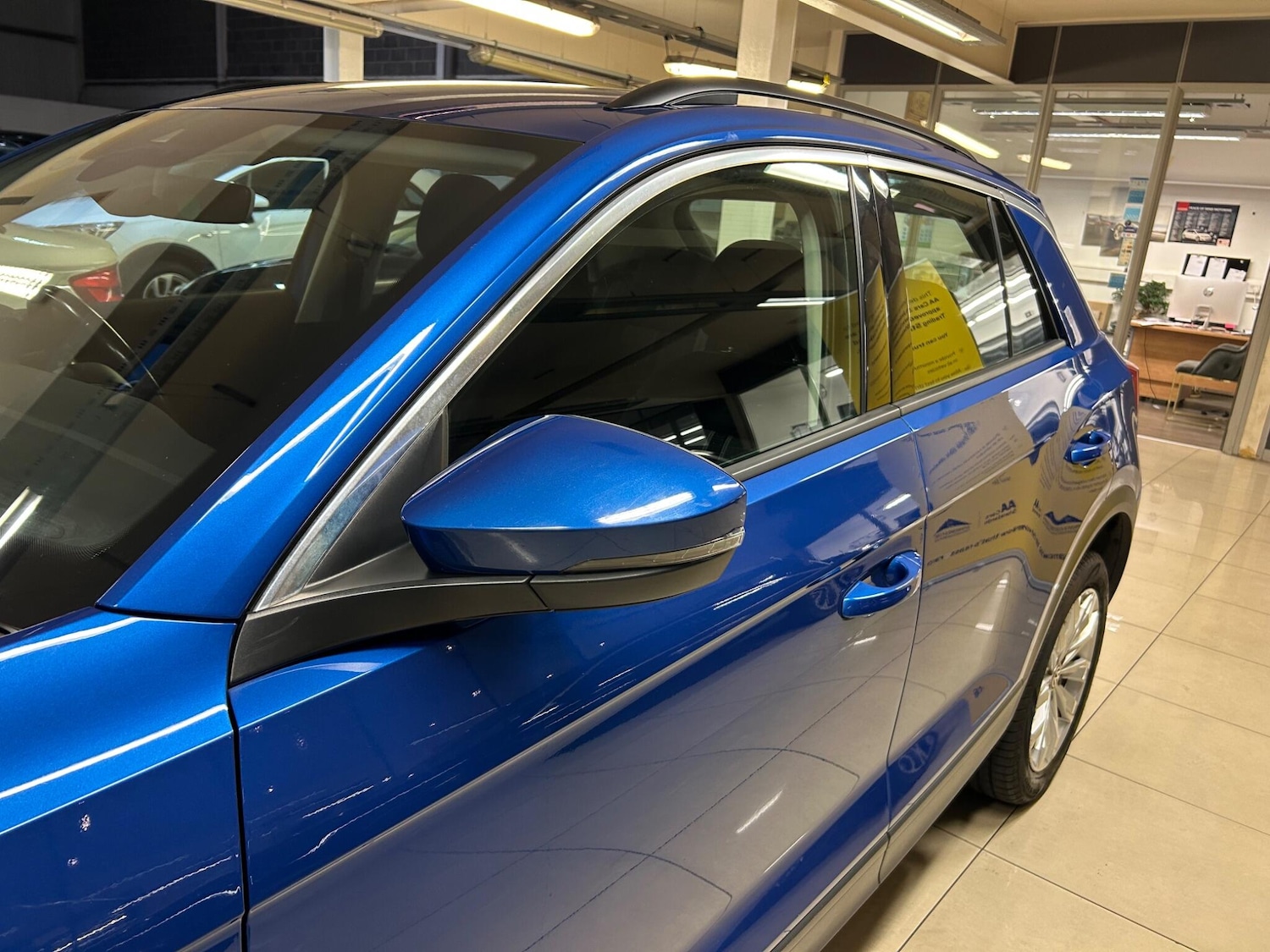 Used Volkswagen T-Roc 2018 for sale - 76151931: Photo 14