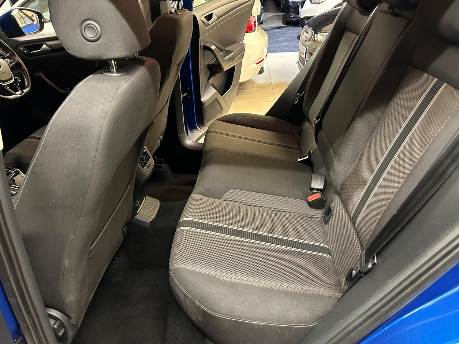 Used Volkswagen T-Roc 2018 for sale - 76151931: Photo 24