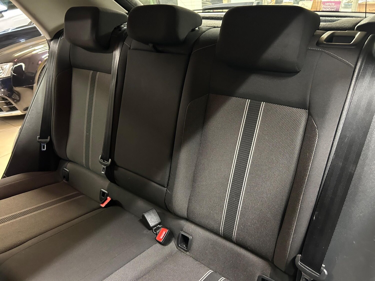 Used Volkswagen T-Roc 2018 for sale - 76151931: Photo 25