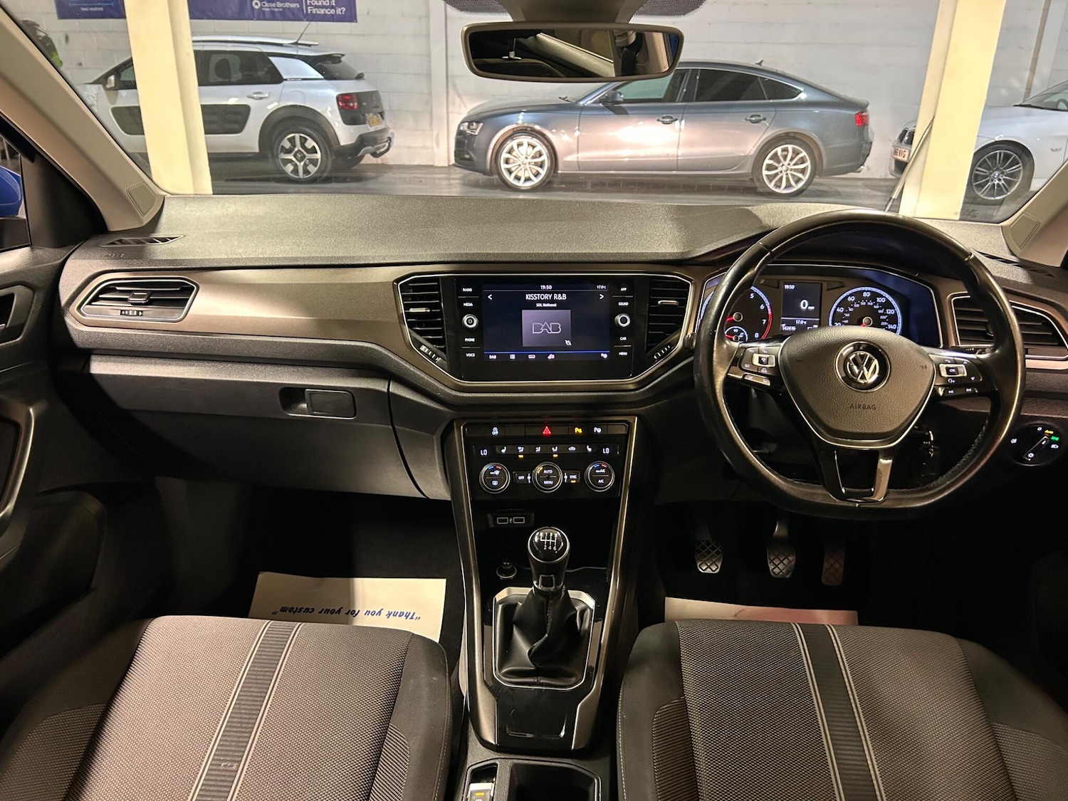 Used Volkswagen T-Roc 2018 for sale - 76151931: Photo 27