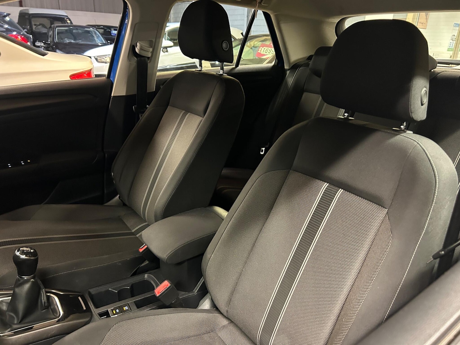 Used Volkswagen T-Roc 2018 for sale - 76151931: Photo 28