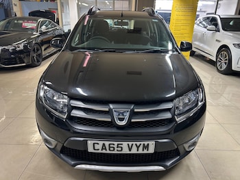 Used Dacia Sandero Stepway 2016 for sale - 76024695: Photo