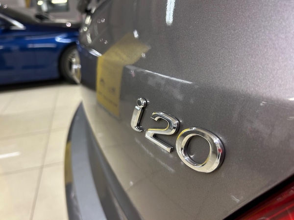 Used Hyundai i20 2012 for sale - 76189874: Photo 8