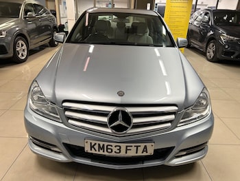 Used Mercedes-Benz C-Class 2014 for sale - 75553285: Photo