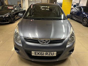 Used Hyundai i20 2011 for sale - 76188963: Photo