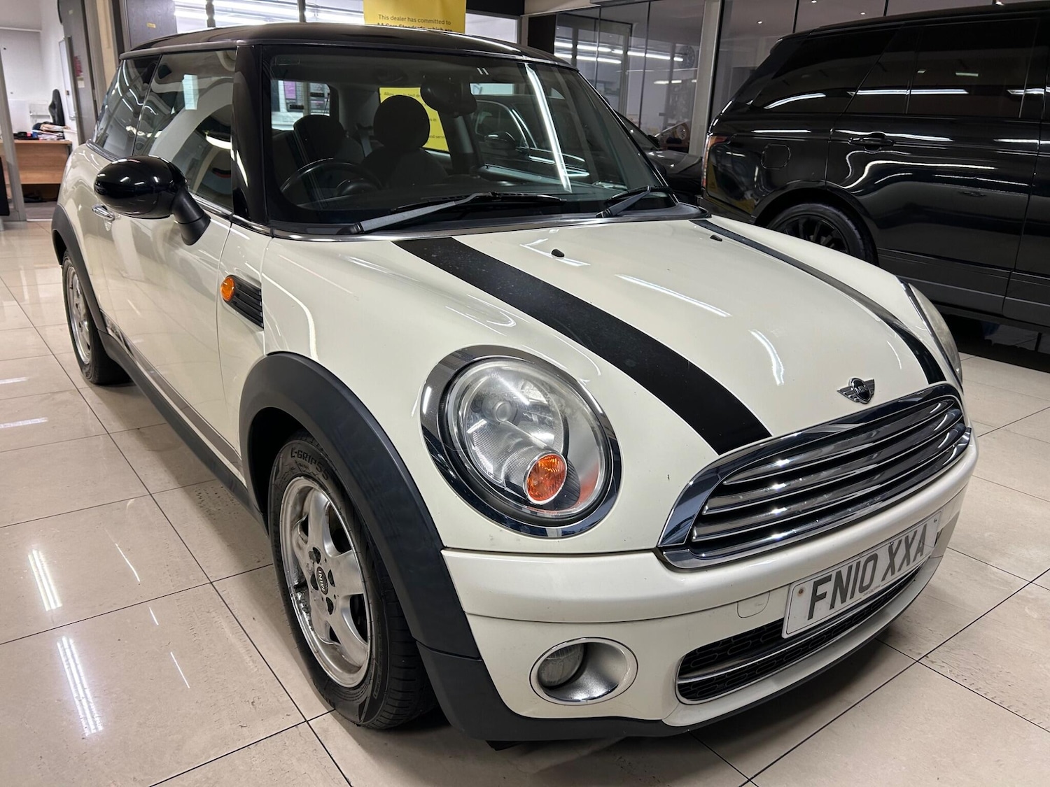 Used MINI Hatch 2010 for sale - 76592433: Photo 1