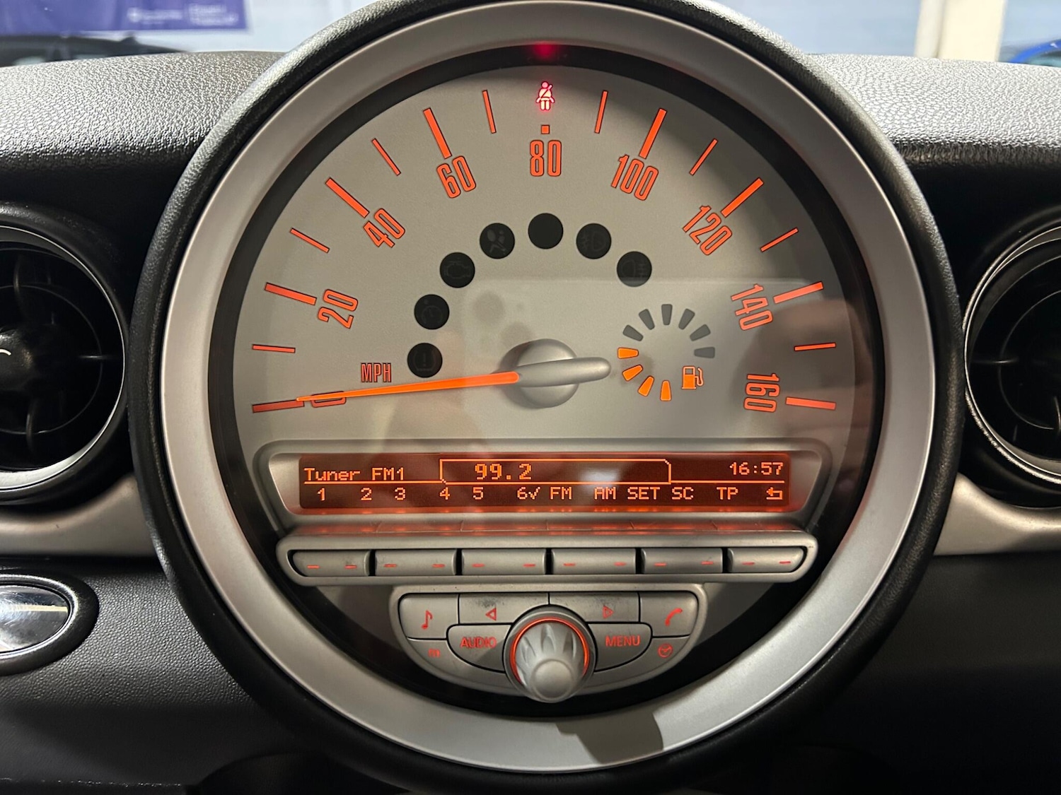 Used MINI Hatch 2010 for sale - 76592433: Photo 18