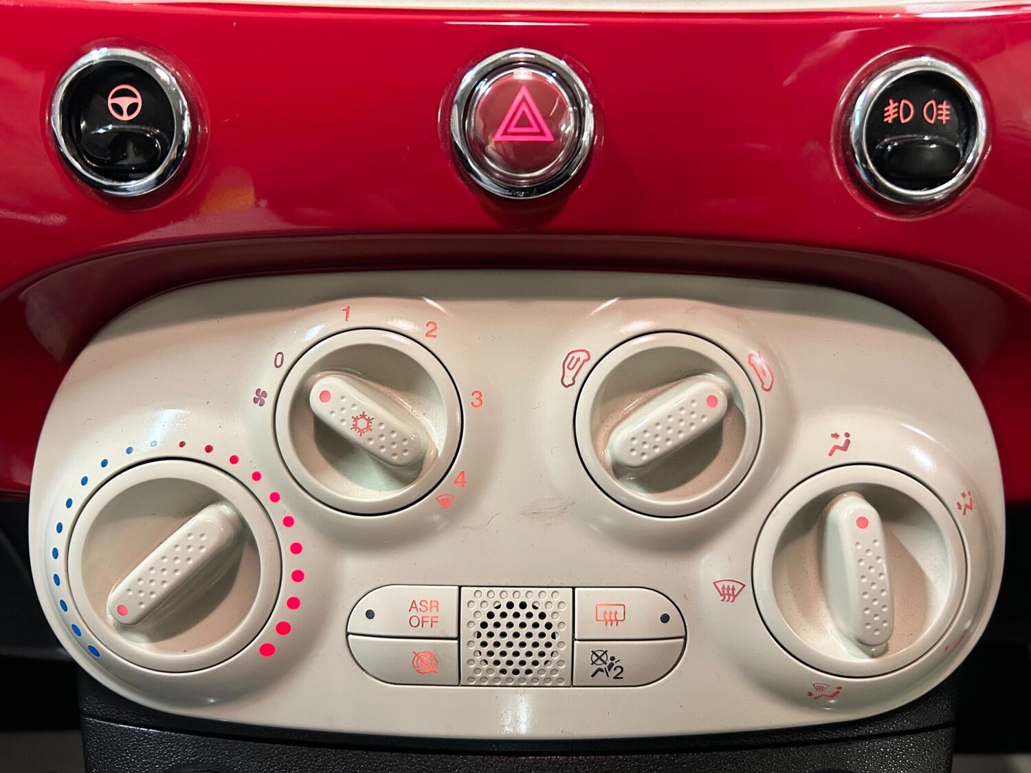 Used Fiat 500 2018 for sale - 75927216: Photo 26