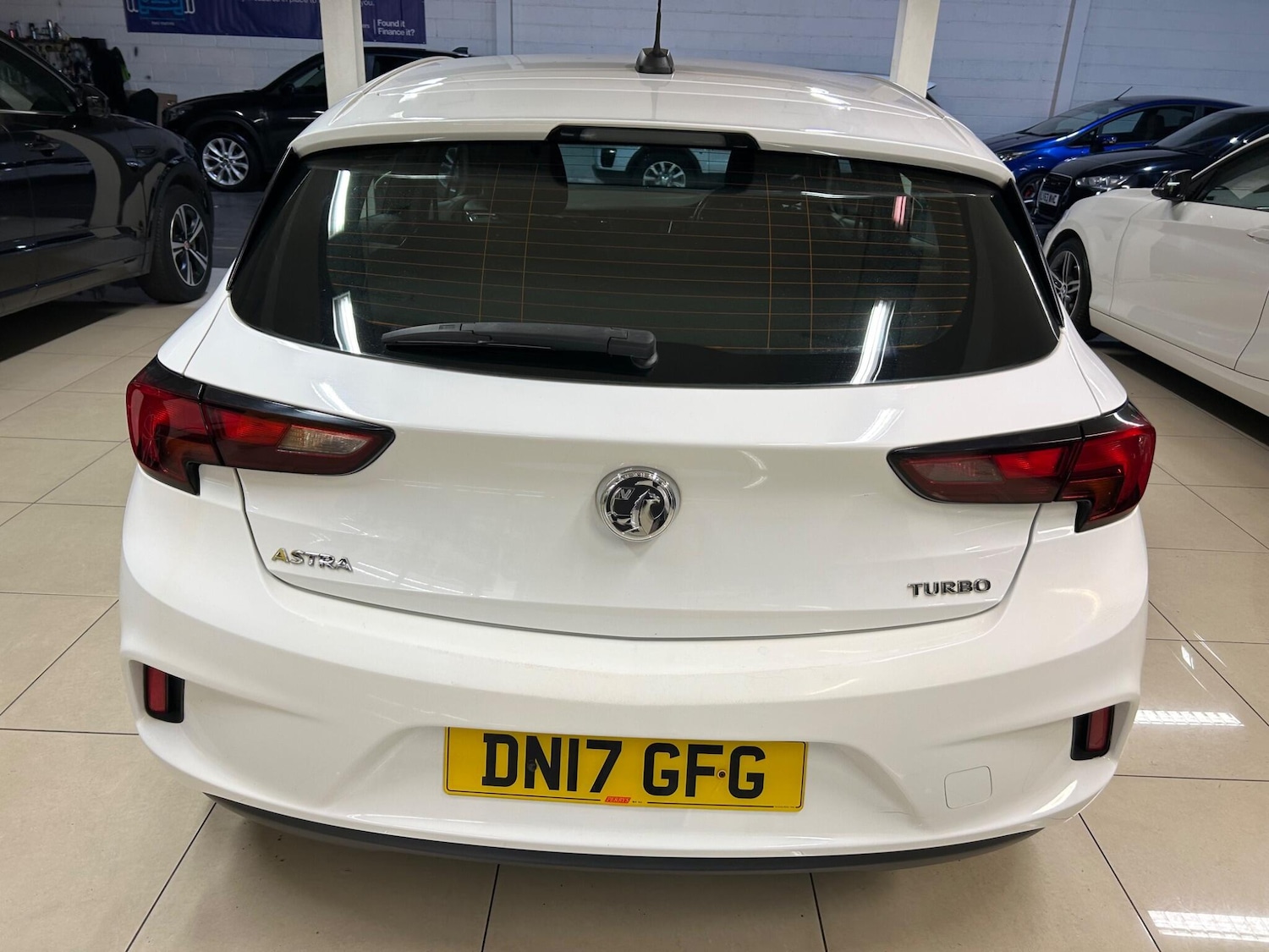 Used Vauxhall Astra 2017 for sale - 76094417: Photo 6