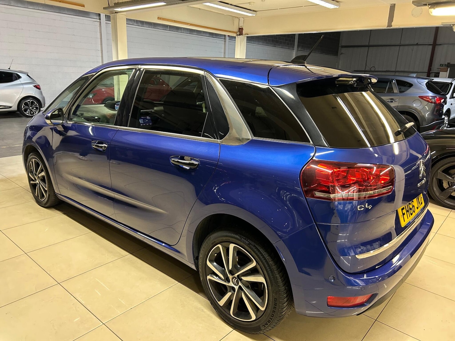 Vehicle 5