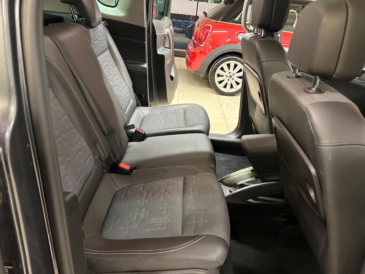 Used Vauxhall Meriva 2012 for sale - 76446724: Photo 18