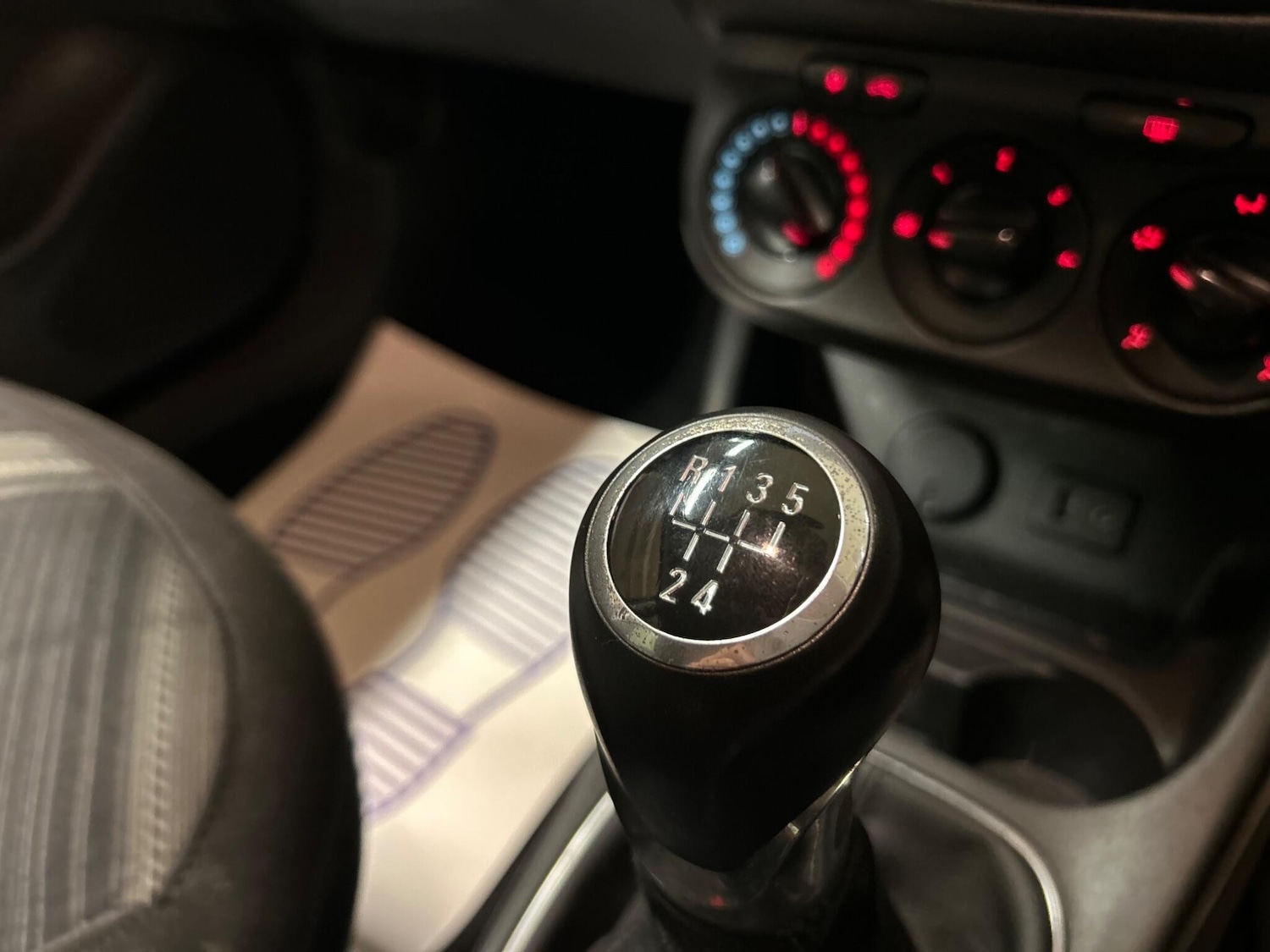 Used Vauxhall Corsa 2015 for sale - 76484727: Photo 26