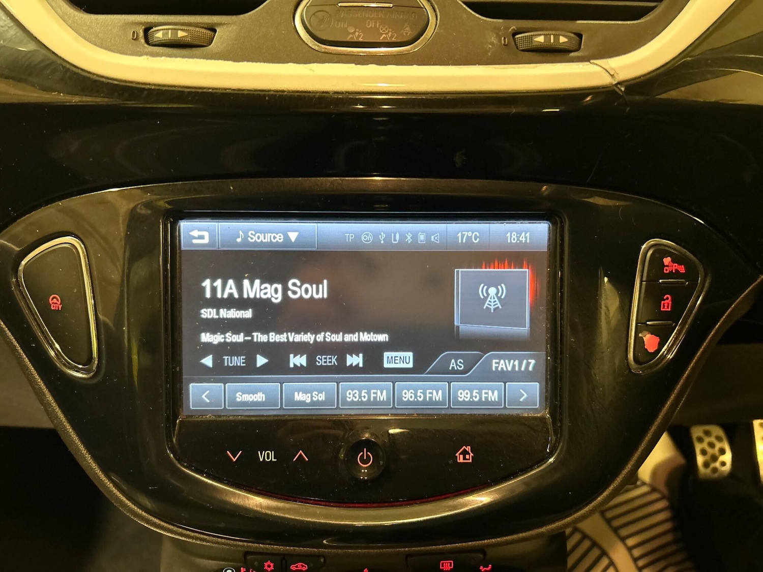 Used Vauxhall Corsa 2015 for sale - 76484727: Photo 28