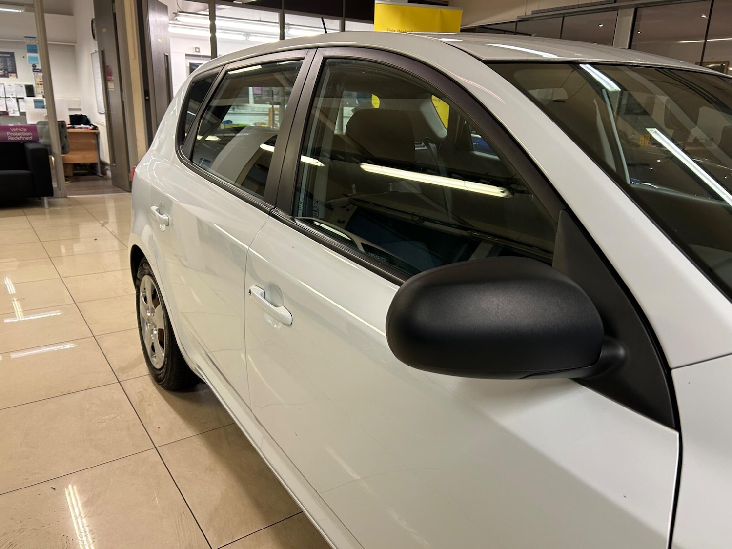 Used Kia Ceed 2011 for sale - 76388899: Photo 14