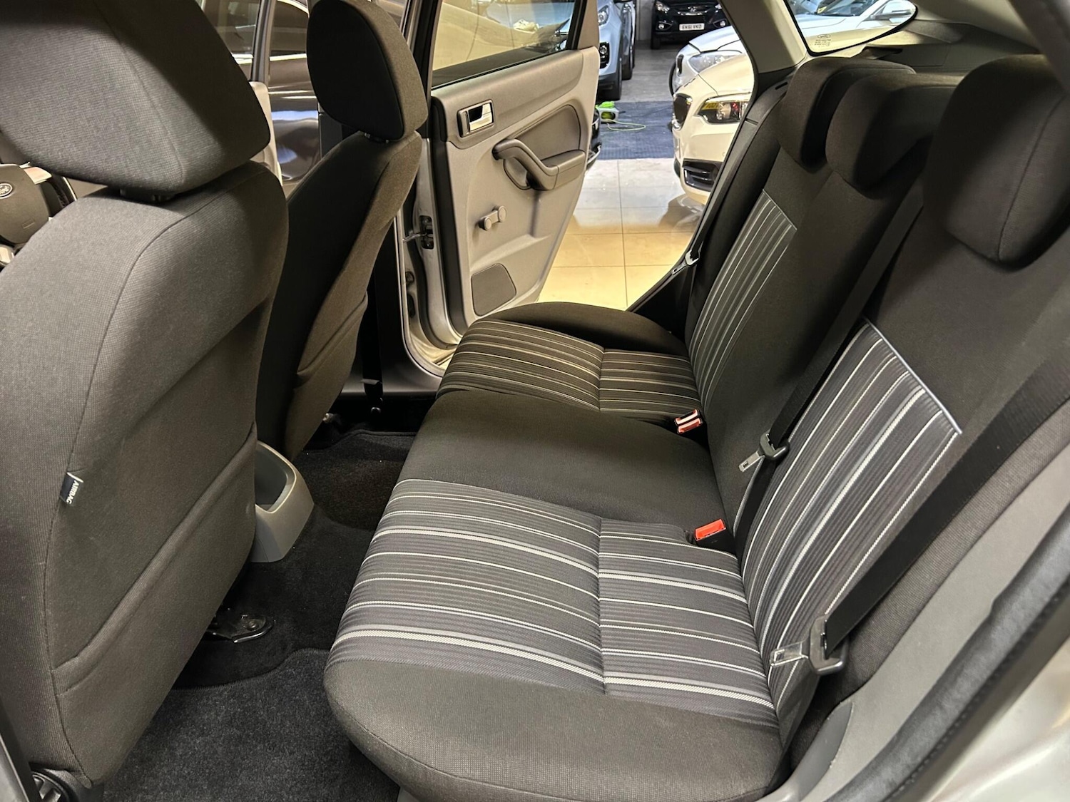 Used Ford Focus 2009 for sale - 76591941: Photo 26