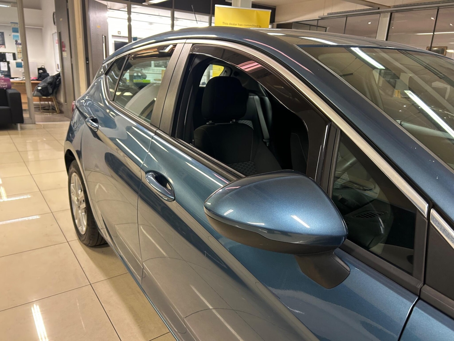 Used Vauxhall Astra 2016 for sale - 76432392: Photo 11