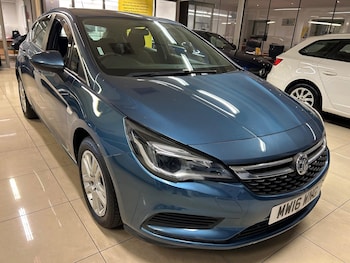 Used Vauxhall Astra 2016 for sale - 76432392: Photo