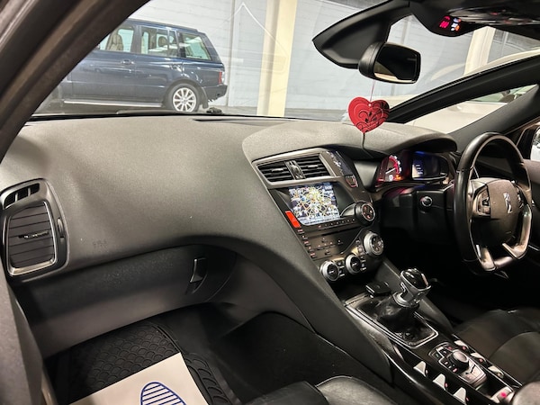 Used Citroen DS5 2013 for sale - 76260385: Photo 22