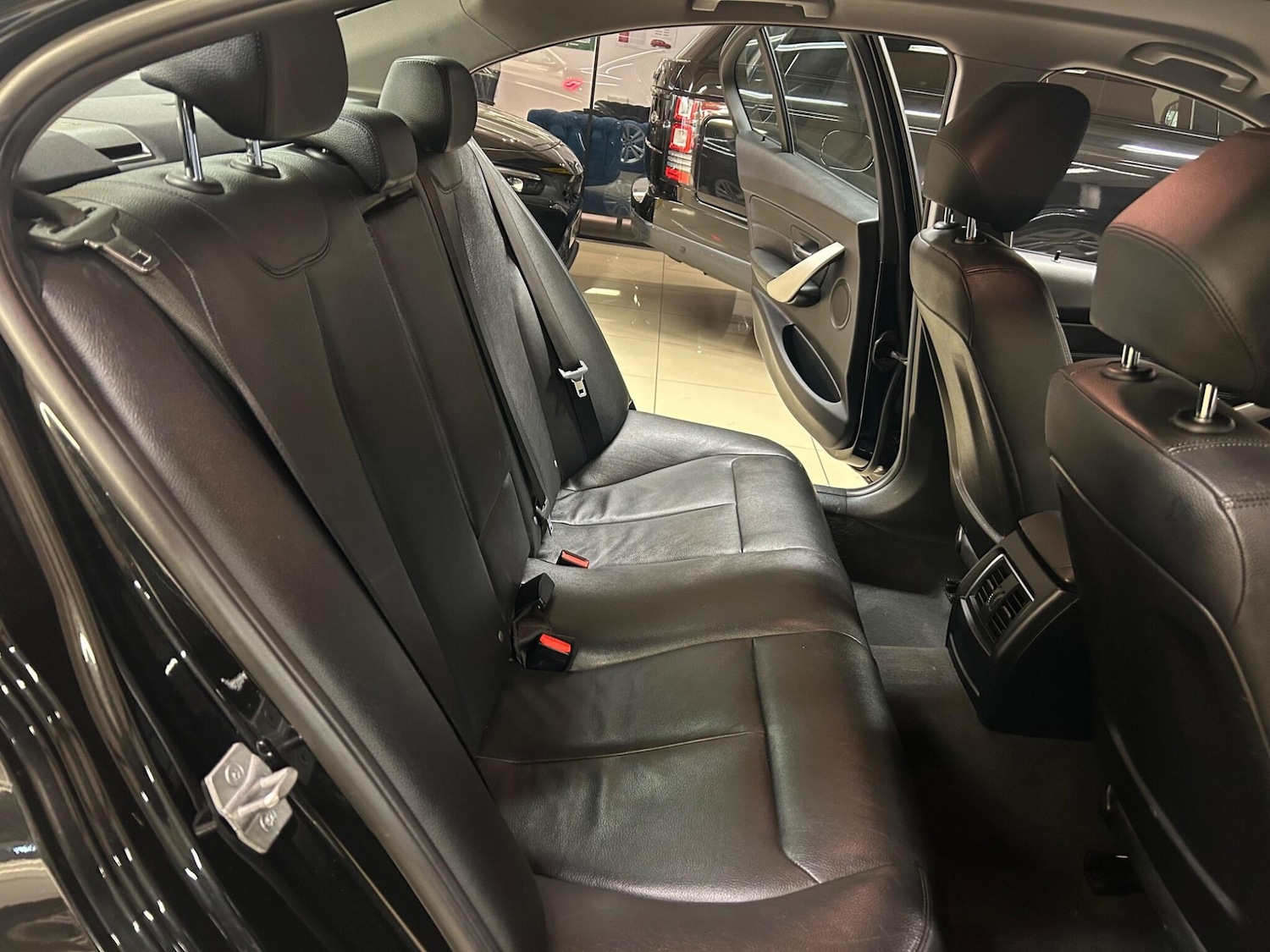 Used BMW 3 Series 2017 for sale - 76528047: Photo 20