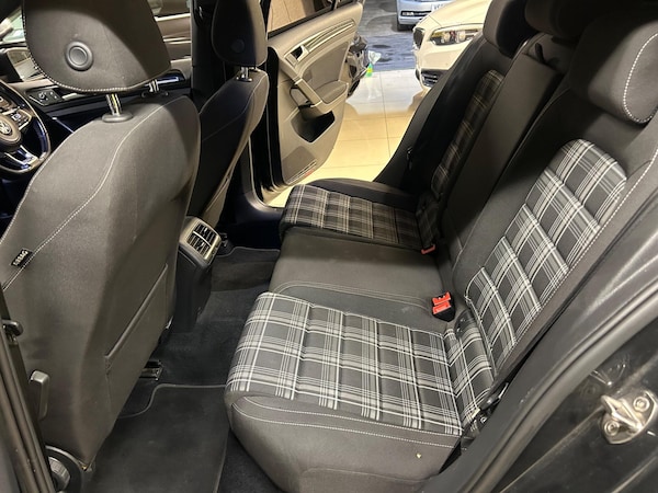 Used Volkswagen Golf 2016 for sale - 76306617: Photo 26
