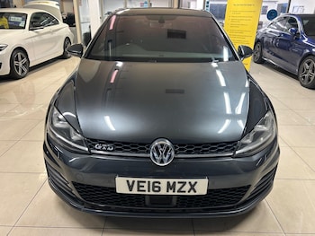 Used Volkswagen Golf 2016 for sale - 76306617: Photo 2