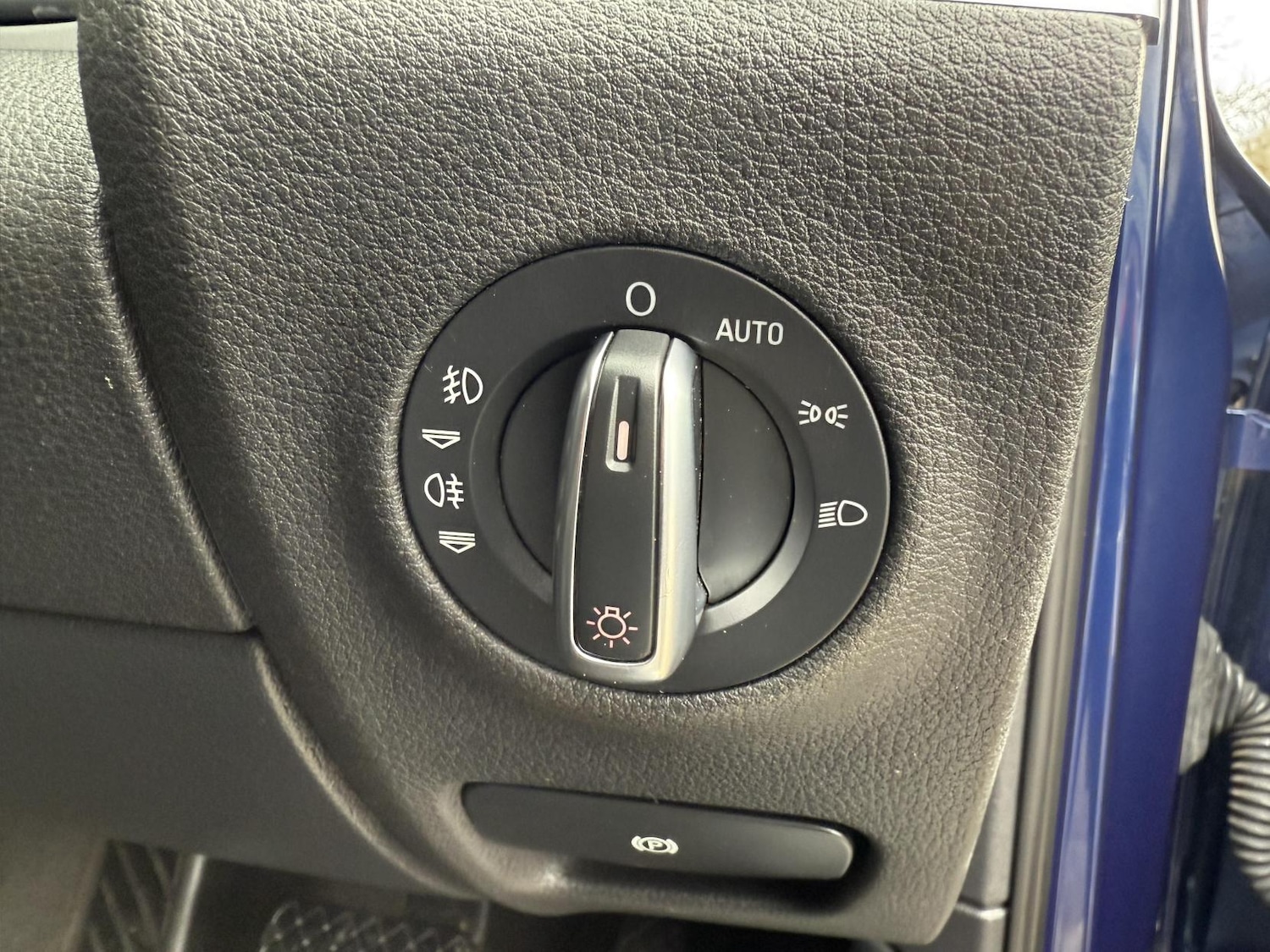 Used Audi Q7 2014 for sale - 77710775: Photo 44