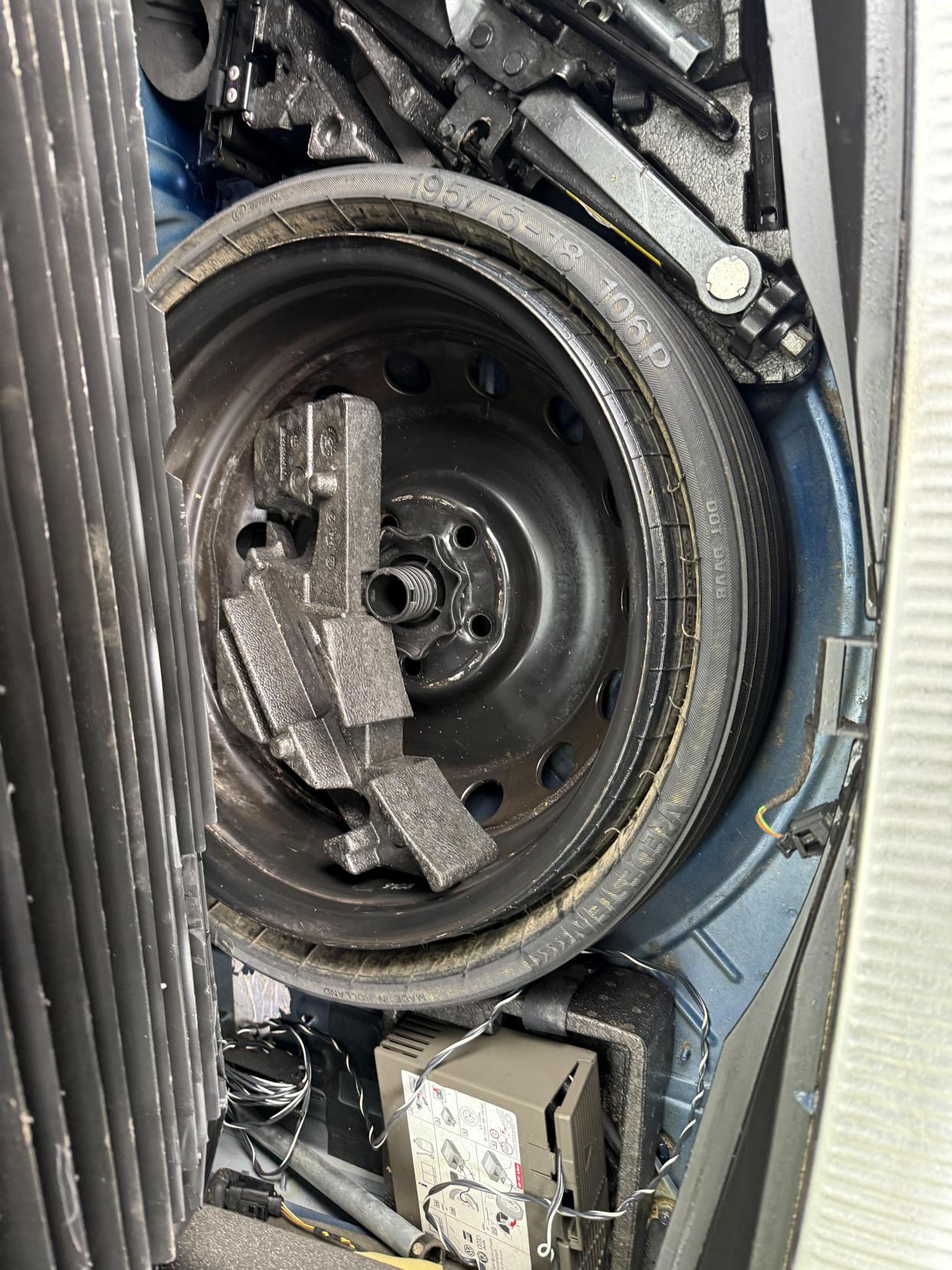 Used Audi Q7 2014 for sale - 77710775: Photo 57