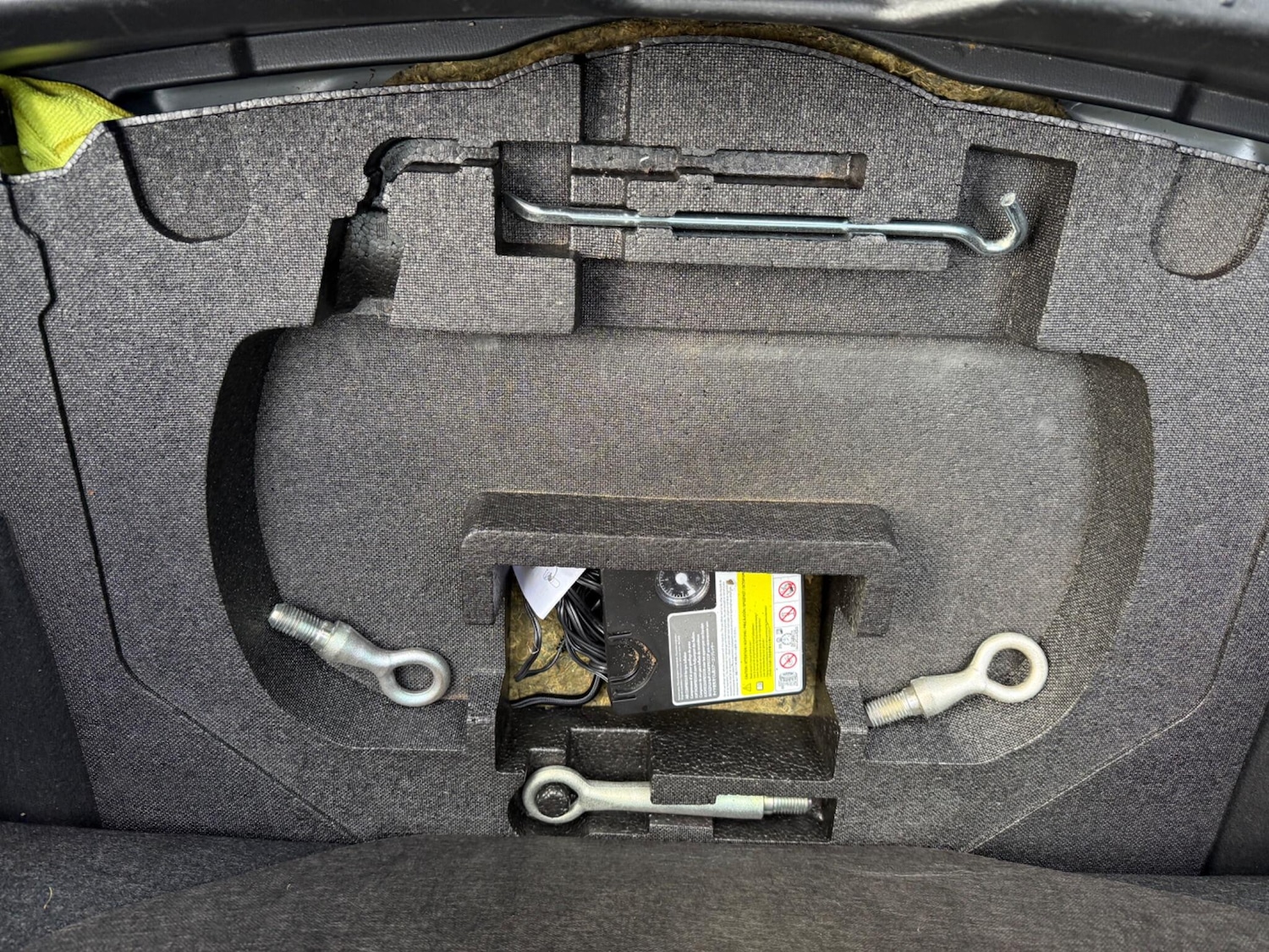 Used Mazda Mazda3 2014 for sale - 76377290: Photo 19