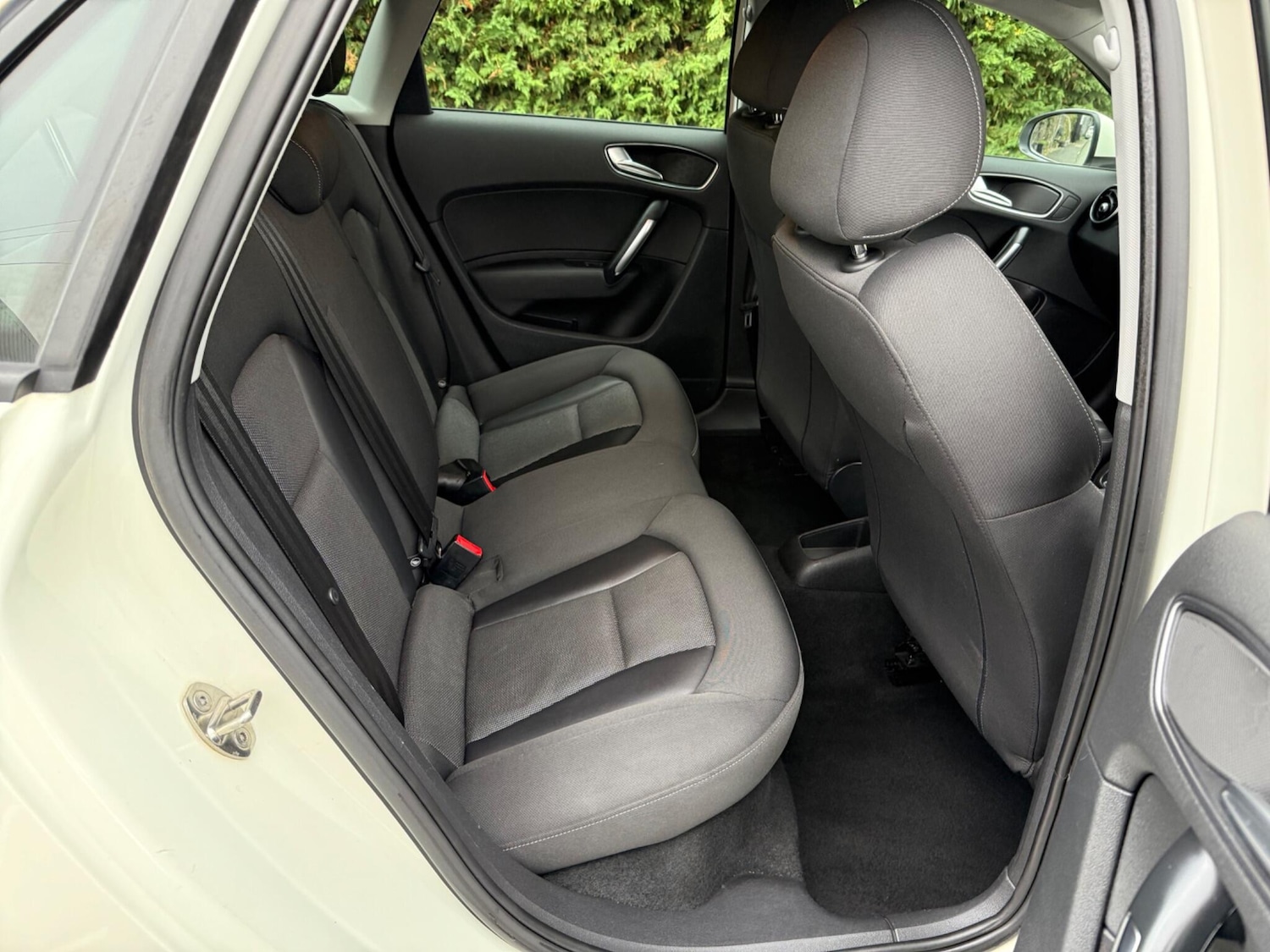 Used Audi A1 2014 for sale - 76633160: Photo 16