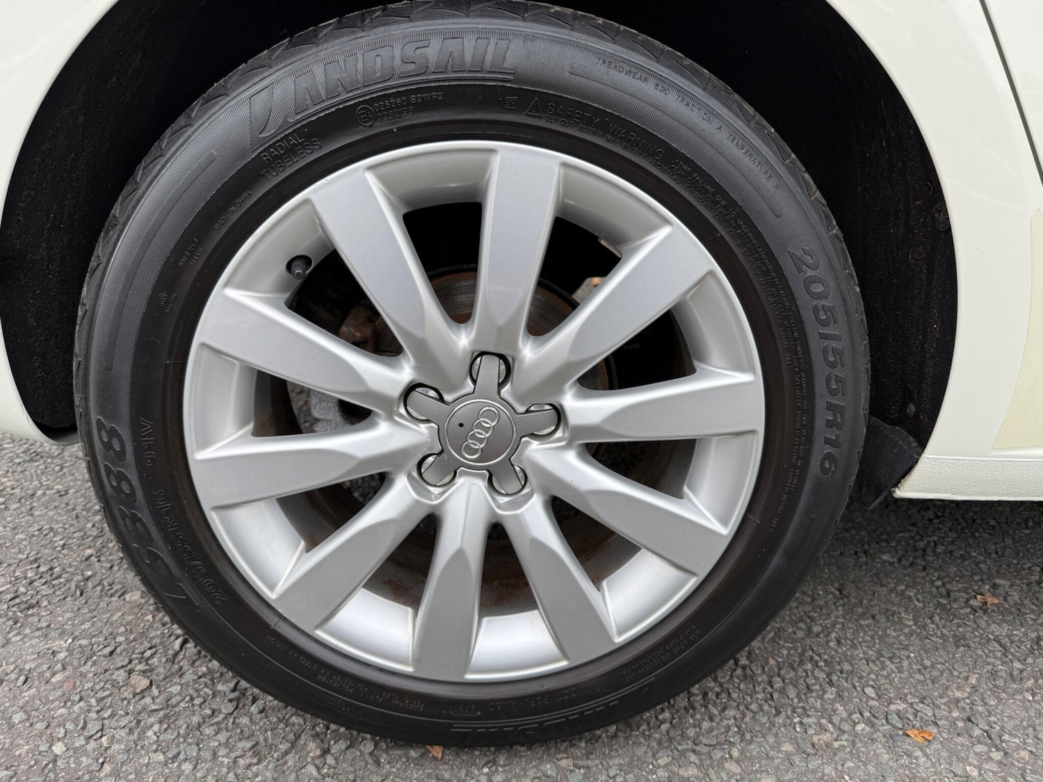 Used Audi A1 2014 for sale - 76633160: Photo 32