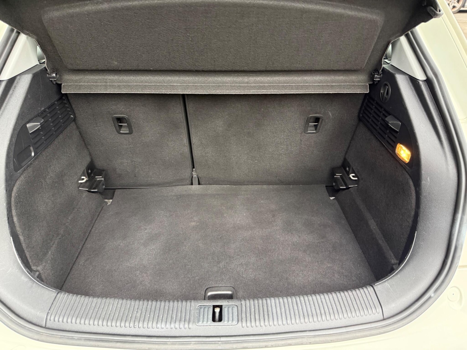 Used Audi A1 2014 for sale - 76633160: Photo 35